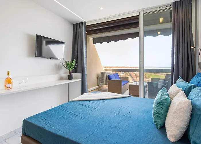 Dom wakacyjny Infinity Sea Heliopolis *